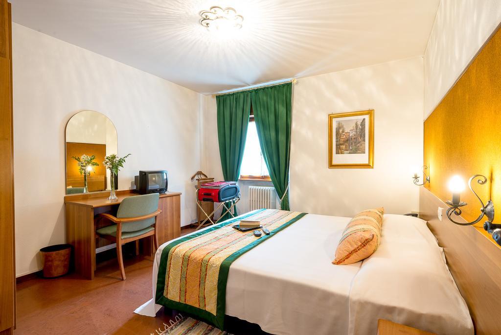 Albergo Altavilla Tirano Rom bilde
