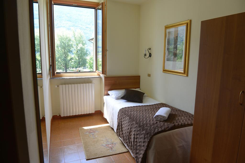 Albergo Altavilla Tirano Eksteriør bilde
