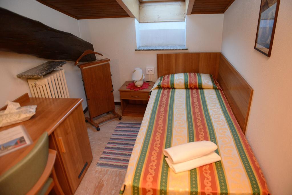 Albergo Altavilla Tirano Eksteriør bilde